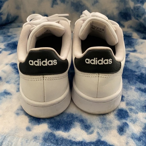 Adidas size 7.5 cloudfoam white black mint condition - Picture 4 of 6